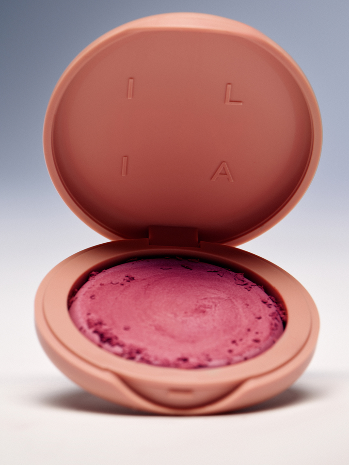 Soft Focus Blurring Blush
