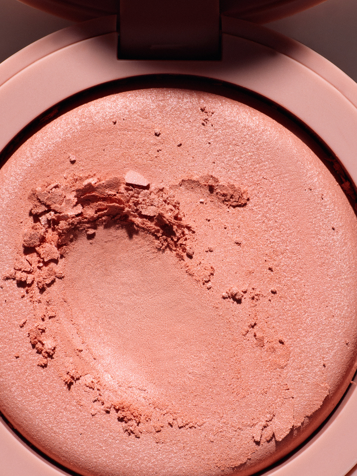 Soft Focus Blurring Blush