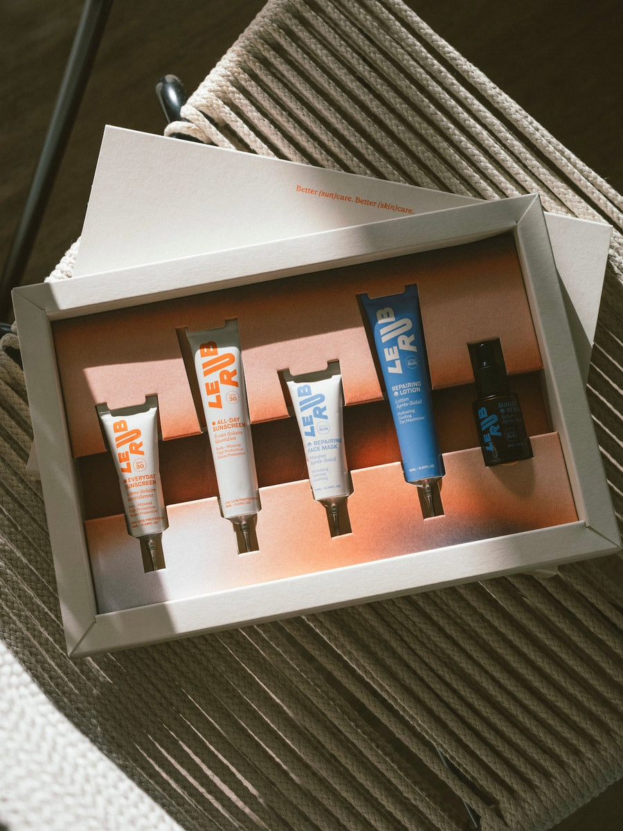 Le rub discovery set SPF30 shot with beautiful sunlight on a modernistic chair