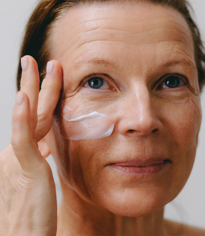 Verso Barrier Strengthening Cream on Model
